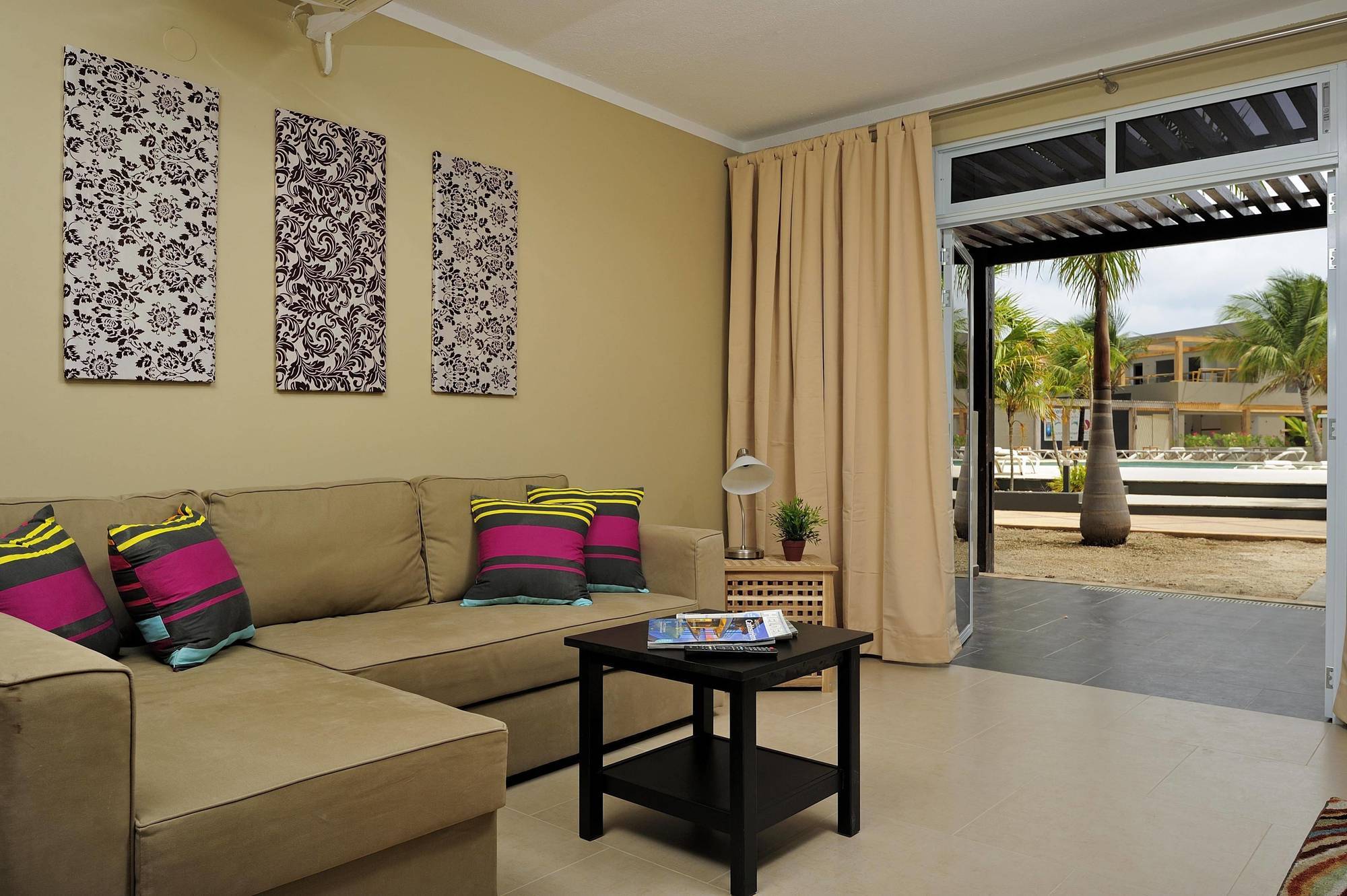 Eden Beach Resort - Bonaire Κράλεντικ Εξωτερικό φωτογραφία